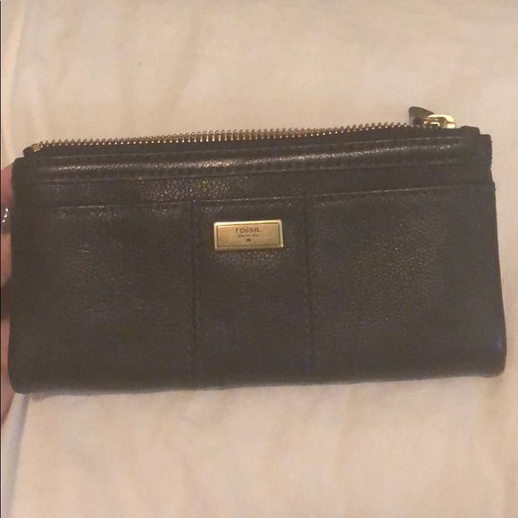 Fossil Handbags - Fossil Ella Clutch\wallet